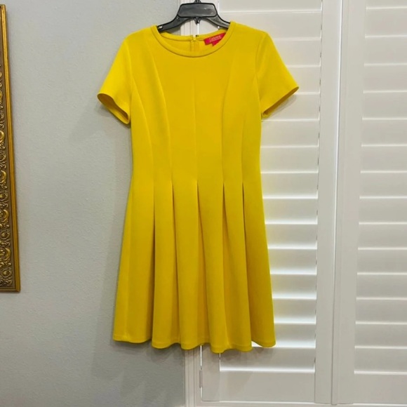 Catherine Malandrino Dresses & Skirts - Catherine MaLandrino Yellow Dress